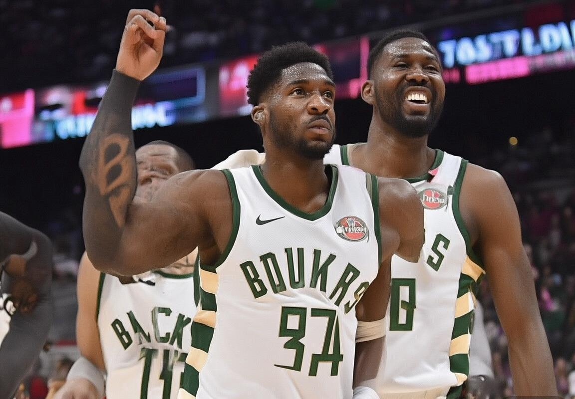 扬尼斯·德托昆博缺阵暴露雄鹿攻防体系危机，亟寻第二得分点护航季后赛征程与东部排位